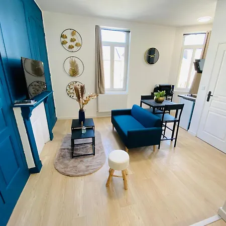 アパート Le Saphir Zenith 1 *