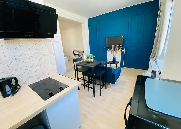 Le Saphir Zénith 1 *